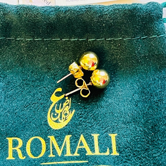 Ball Stud Earrings 18K Gold Plated 6mm - Picture 8 of 8